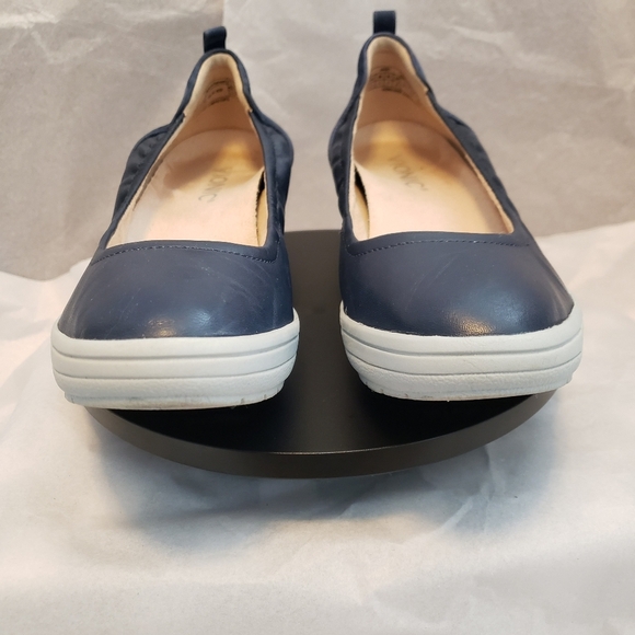 Vionic Woman's Jacey Leather Slip-on Wedge Shoe Size 6.5 US EU 37 Blue - Picture 4 of 7